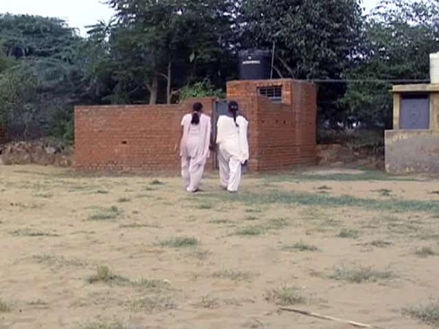 स्वच्छता का संकट महिलाओं के लिए घातक