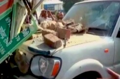 हरियाणा चुनाव में छिटपुट हिंसा हरियाणा चुनाव में छिटपुट हिंसा