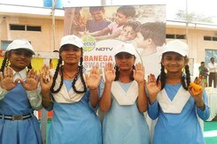 Madhya Pradesh School Kids Sets World Record by Washing Hands Synchronously Madhya Pradesh School Kids Sets World Record by Washing Hands Synchronously
