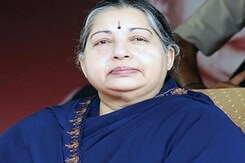 बेंगलुरु की जेल से रिहा हुईं जयललिता बेंगलुरु की जेल से रिहा हुईं जयललिता