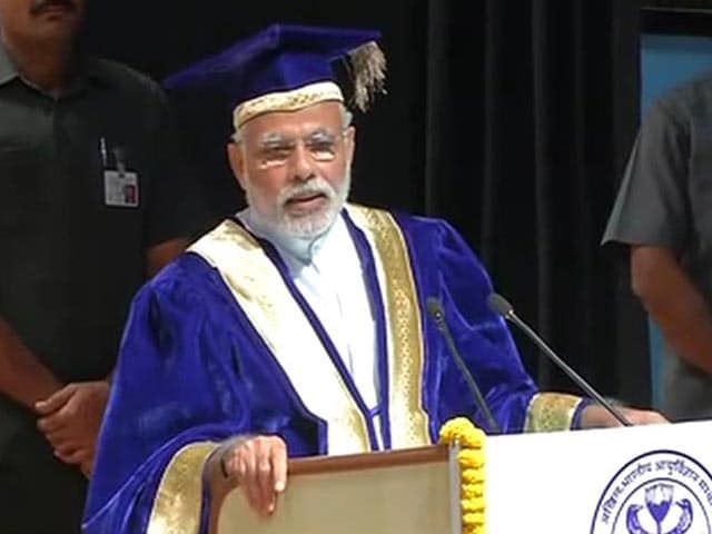 Video : Keep the Student in you Alive, Advises PM Narendra Modi