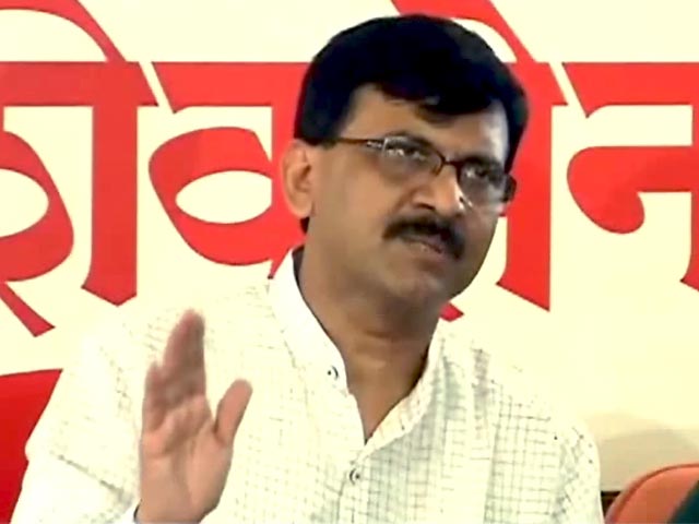 बीजेपी को समर्थन देने पर दुविधा में शिवसेना