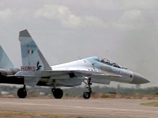 Video : लड़ाकू विमान सुखोई 30 की उड़ान पर फिलहाल रोक