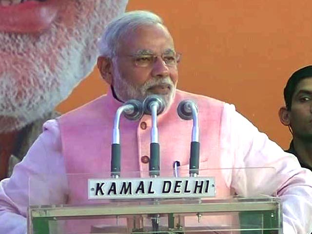 Video : PM Narendra Modi Praises Media, Says 'You Have Turned Your Pen Into a Broom'