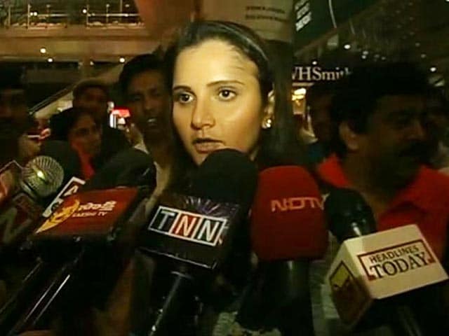 Video : Sania Mirza Returns to Warm Welcome
