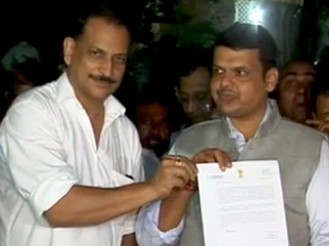 महाराष्ट्र में फडणवीस के शपथ ग्रहण की जोरदार तैयारी