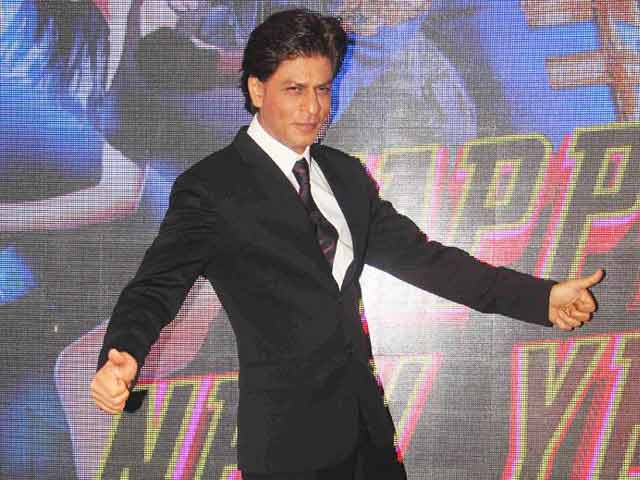 Video : Shah Rukh Khan Undergoes Digital 3D Face Scanning For <i>Fan</i>