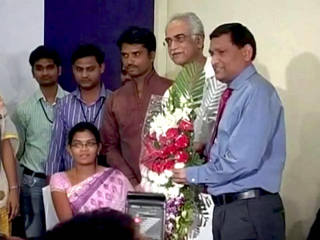 गर्भ में बच्चे का ऑपरेशन