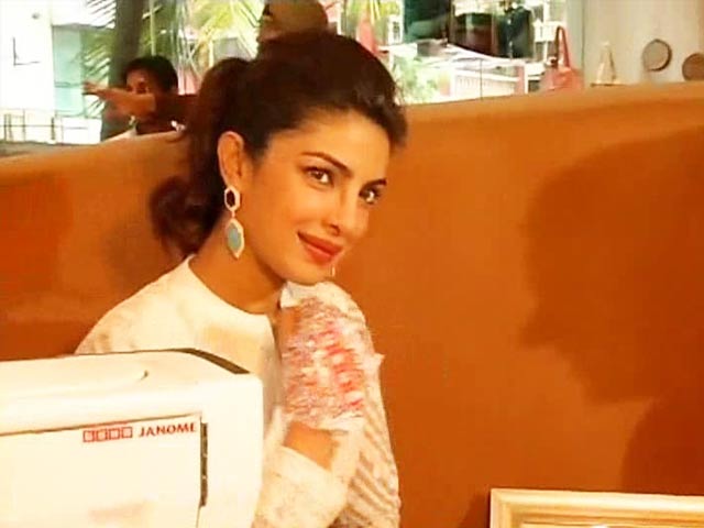 Priyanka Chopra Voted 'The Actress With The Best Make-up Free Selfie'