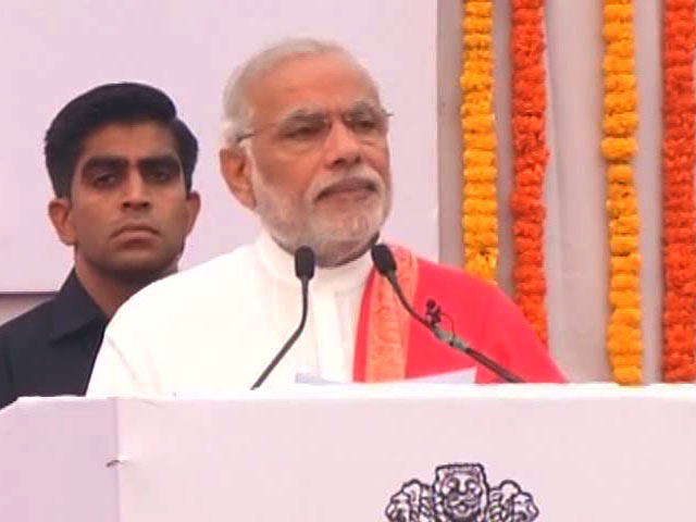 सरदार पटेल के बिना अधूरे लगते हैं महात्मा गांधी : पीएम मोदी