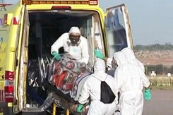 इबोला से मुठभेड़ में डॉक्टरों का हौसला इबोला से मुठभेड़ में डॉक्टरों का हौसला