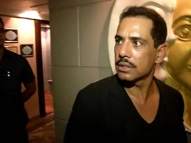 इंडिया 9 बजे : वाड्रा ने की मीडिया से बदसलूकी!