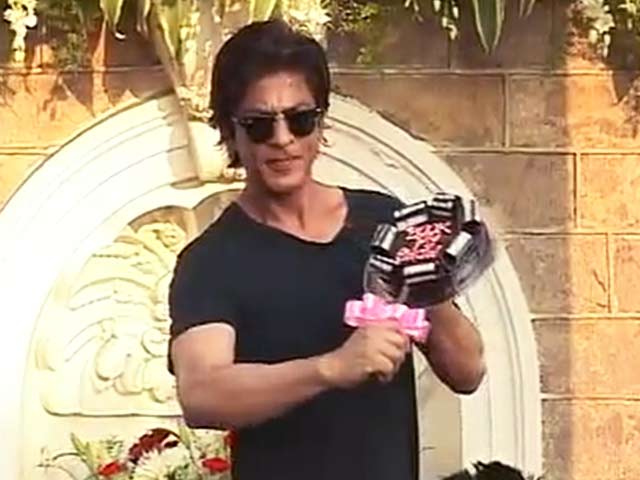 49 साल के हुए शाहरुख खान