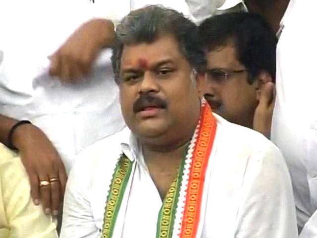 GK Vasan Splits Congress in Tamil Nadu