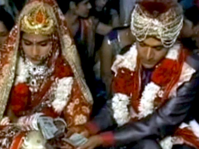 हरियाणा की दो बहनों ने क्यों लिए सात की जगह नौ फेरे