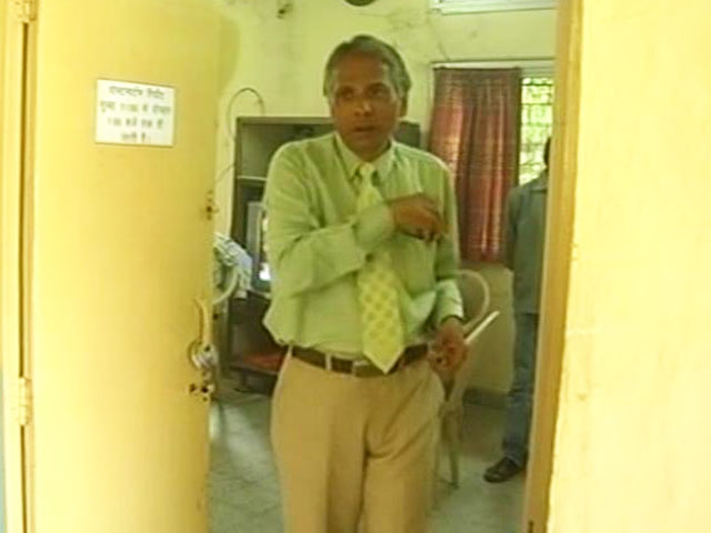 In 8 Years, He Has Not Taken a Single Day Off