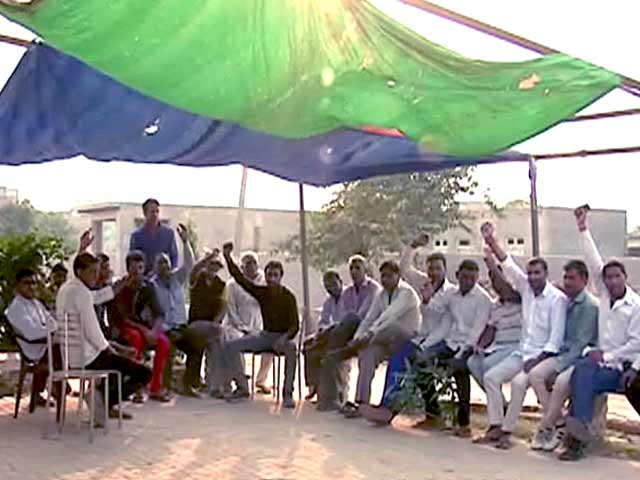 Videos : सलारपुर के किसान दे रहे आंदोलन की धमकी