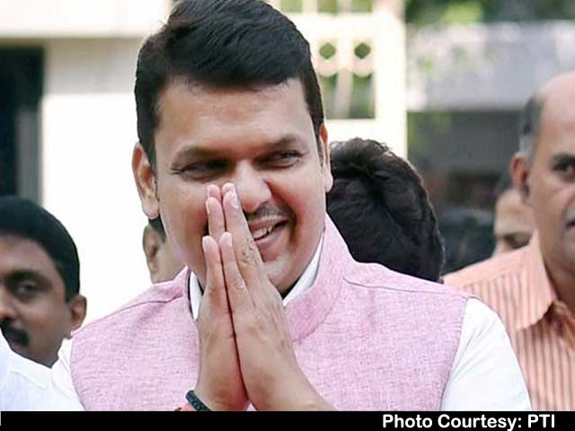 Video : Fadnavis Government Wins Trust Vote in Maharashtra; Sena, Congress Protest