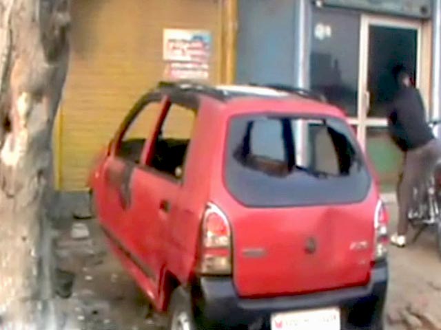 पलवल : दो गुटों में भिड़ंत के बाद तनाव, कर्फ्यू जारी