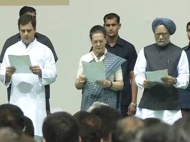 Video : Sonia, Rahul at Congress's Nehru Event in Delhi