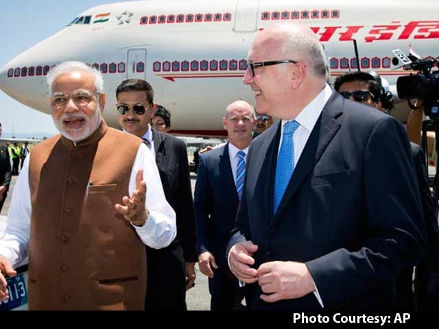 PM Narendra Modi Lands in Brisbane, Reports it is 'Bright and Sunny'