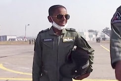 खबरों की खबर : छू लिया आसमान खबरों की खबर : छू लिया आसमान