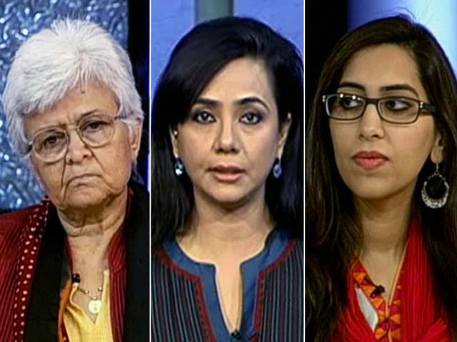 हम लोग : आगे बढ़ती लड़कियां, पीछे खींचता समाज