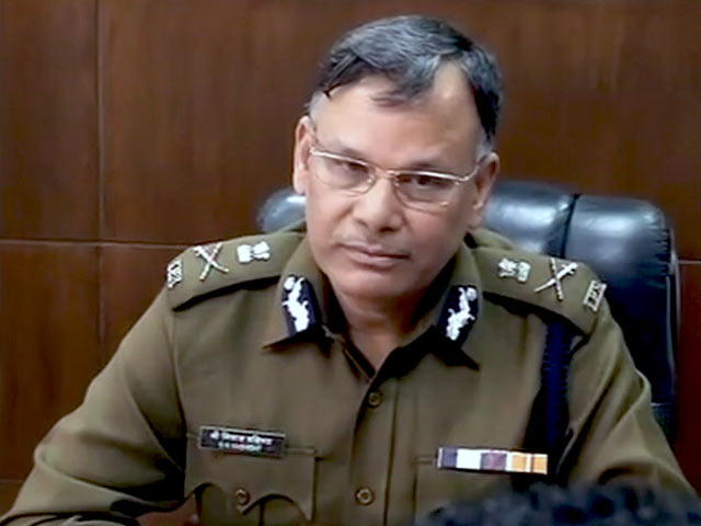 रामपाल आश्रम में ही है : डीजीपी