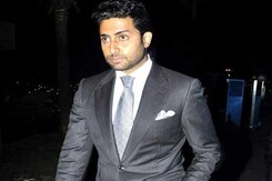 Abhishek Bachchan Skips Arpita's Wedding Abhishek Bachchan Skips Arpita's Wedding