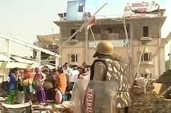 Four Women and a Baby Dead at Controversial Guru Rampal's Ashram Four Women and a Baby Dead at Controversial Guru Rampal's Ashram