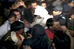 रामपाल पूरी तरह फिट, हाईकोर्ट में आज किया जाएगा पेश रामपाल पूरी तरह फिट, हाईकोर्ट में आज किया जाएगा पेश