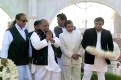 इंडिया 7 बजे : समाजवाद का शाही अंदाज़ इंडिया 7 बजे : समाजवाद का शाही अंदाज़