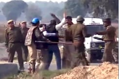 प्राइम टाइम इंट्रो : पत्रकारों पर हुए हमले से उठते सवाल प्राइम टाइम इंट्रो : पत्रकारों पर हुए हमले से उठते सवाल