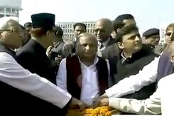 मुलायम ने जन्मदिन पर रामपुर में किया मेडिकल कॉलेज का शिलान्यास मुलायम ने जन्मदिन पर रामपुर में किया मेडिकल कॉलेज का शिलान्यास
