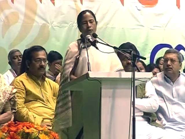 Centre Stage-Managed Burdwan Blast to Trigger Riots in Bengal, Claims Mamata Banerjee