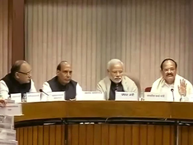 इंडिया 9 बजे : हंगामेदार रहेगा शीत सत्र