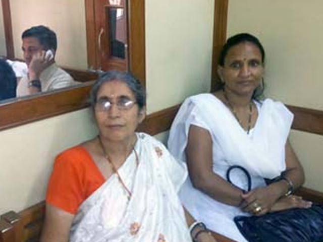 पीएम की पत्नी ने आरटीआई से मांगी सुरक्षा की जानकारी पीएम की पत्नी ने आरटीआई से मांगी सुरक्षा की जानकारी