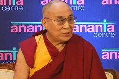 We Need "One-ness of 7 Billion People": Dalai Lama We Need "One-ness of 7 Billion People": Dalai Lama