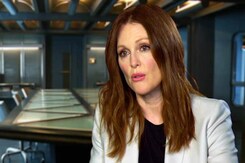 Jennifer Lawrence is the Heroine You Want to Watch: Julianne Moore Jennifer Lawrence is the Heroine You Want to Watch: Julianne Moore