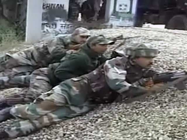 पाकिस्तानी रेंजर्स ने अरनिया सेक्टर में की फायरिंग