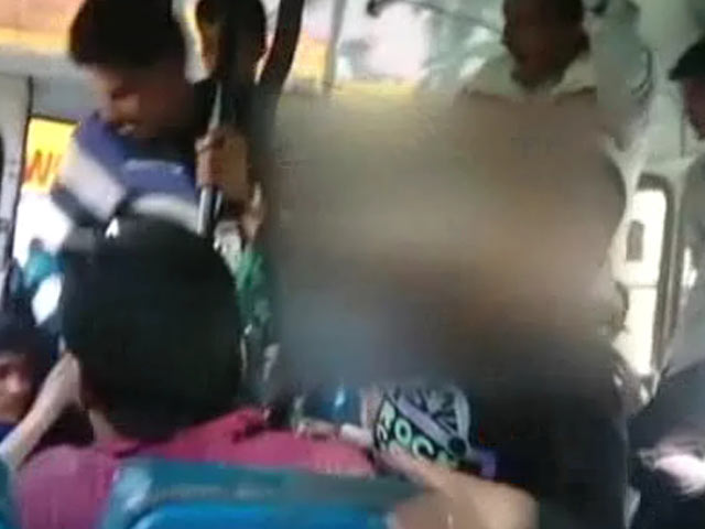 इंडिया 9 बजे : मनचलों को मिला सबक