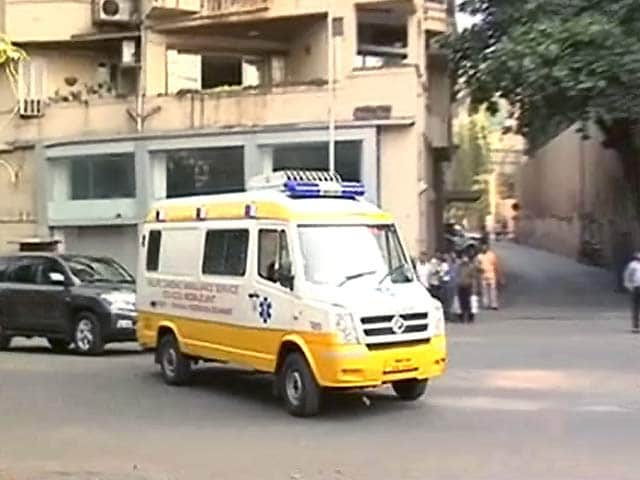 Video : शरद पवार को लगी चोट, मुंबई के अस्पताल में भर्ती