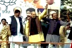 प्राइम टाइम इंट्रो : शारदा केस से जुड़े धमाकों के तार? प्राइम टाइम इंट्रो : शारदा केस से जुड़े धमाकों के तार?