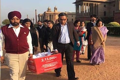 Accident Victims Appeal to PM Modi For Stringent Law on Road Safety Accident Victims Appeal to PM Modi For Stringent Law on Road Safety