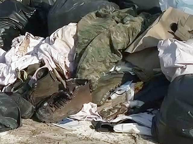 Video : सुकमा में शहीद सीआरपीएफ जवानों की वर्दियां कचरे के ढेर में मिलीं