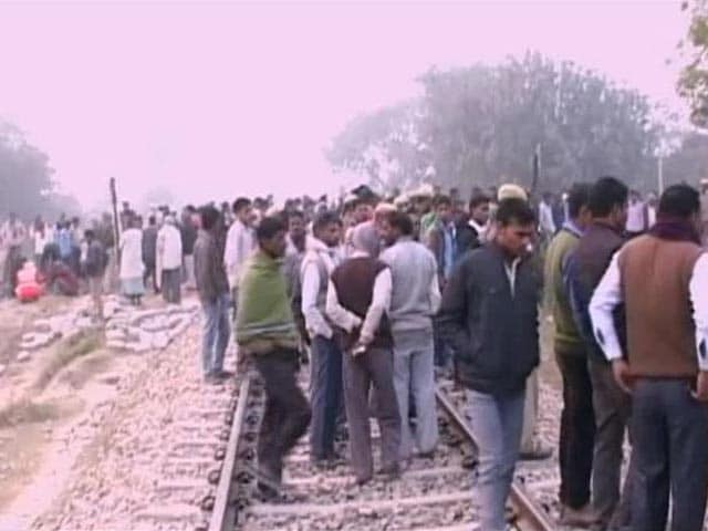 Video : 5 Children Killed as Train Crashes into School Van in Uttar Pradesh
