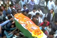 छत्तीसगढ़ में शहीद हुए जवान का परिवार नाराज़ छत्तीसगढ़ में शहीद हुए जवान का परिवार नाराज़