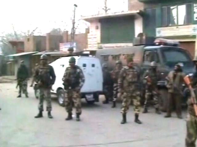 Videos : इंडिया 7 बजे : कश्मीर में चौतरफ़ा आतंकी हमले