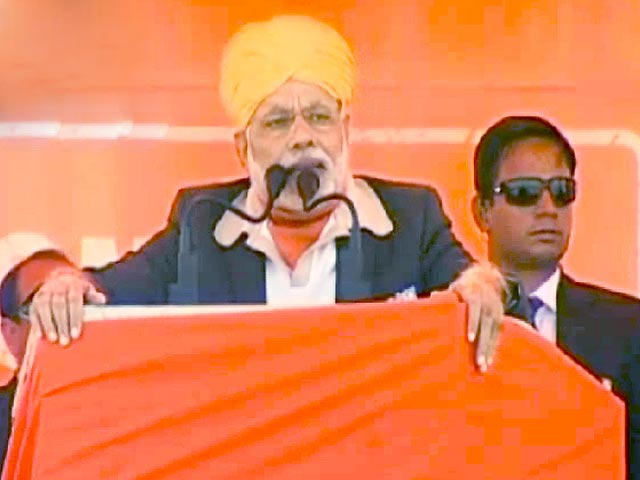 टूटा-फूटा नहीं, पूरा जनादेश चाहिए : सांबा में पीएम मोदी