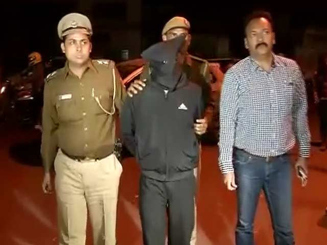 इंडिया 7 बजे : रेप मामले मेें पुलिस की भूमिका पर सवाल